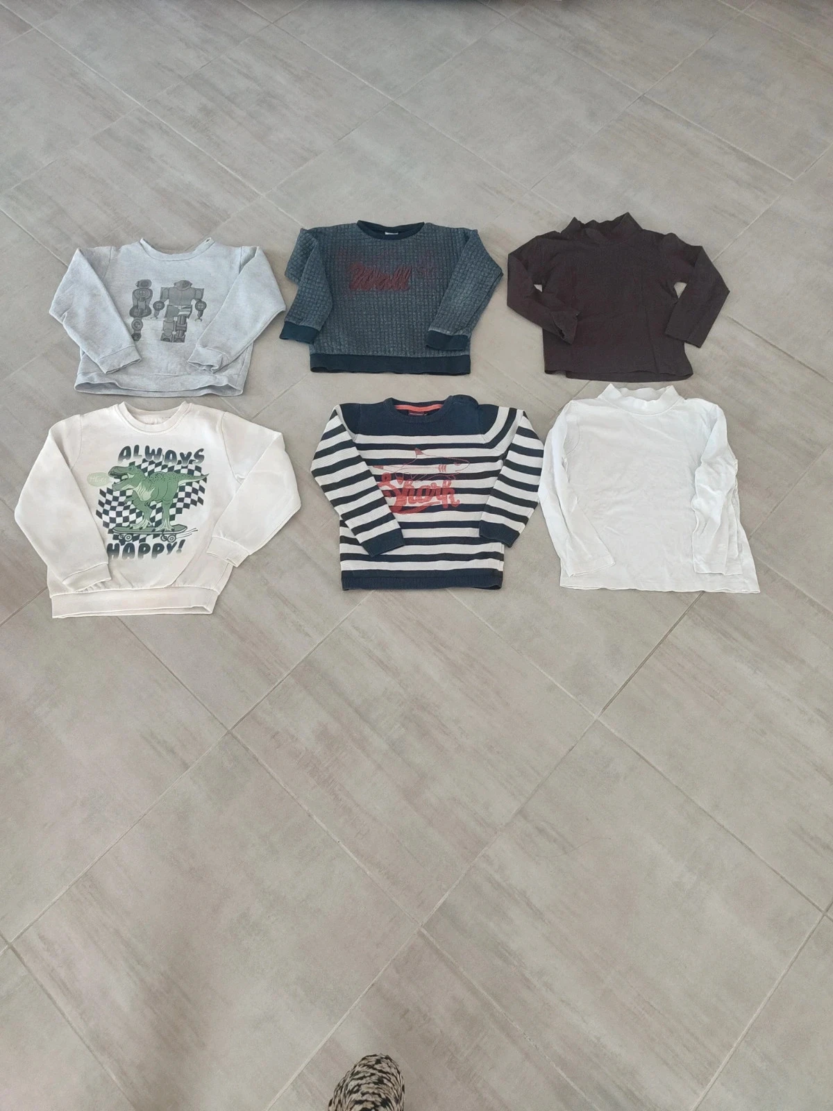 Lot de pulls 6 ans
